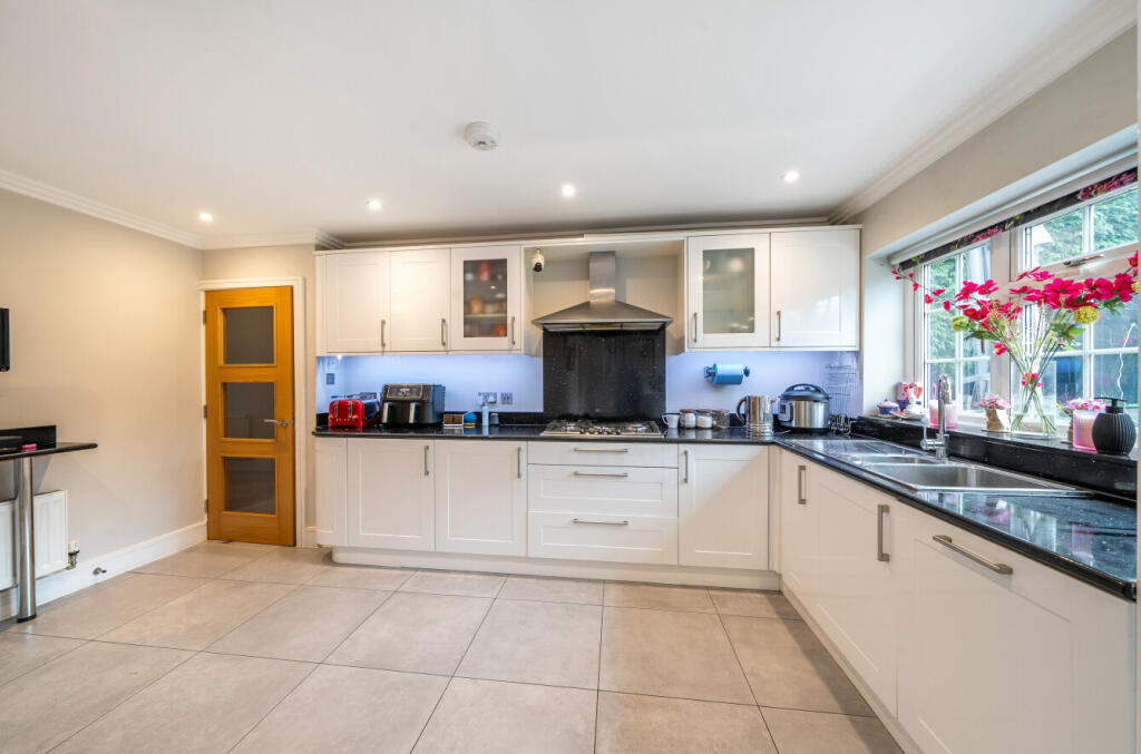 Additional image 4 of Dickens Drive, Chislehurst, KENT, BR7