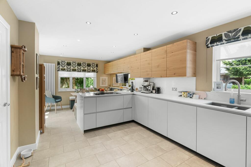 Additional image 2 of North Lodge Park, Milton, CB24