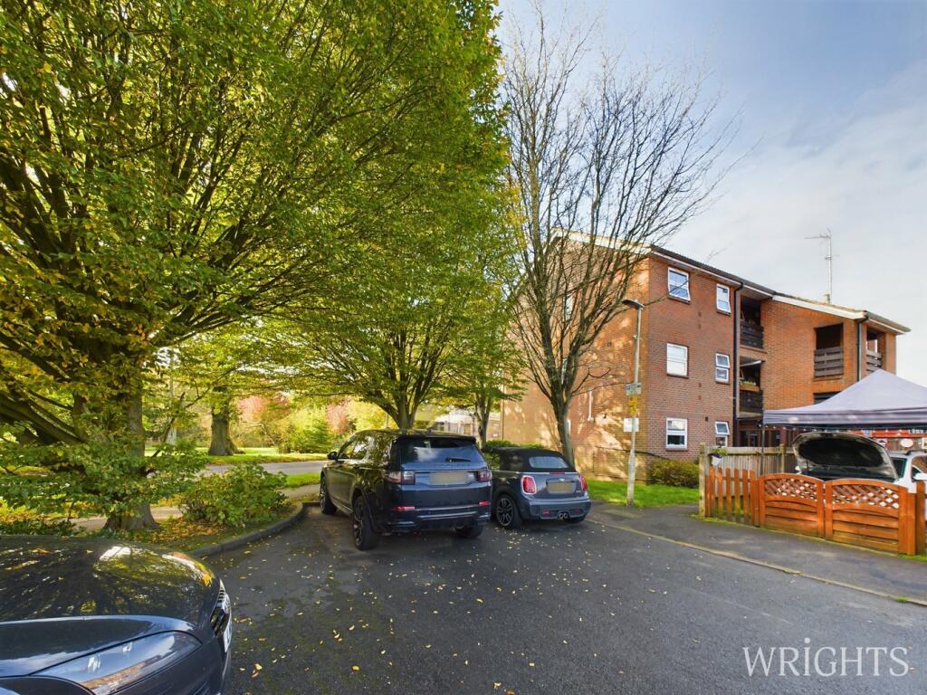 Additional image 12 of By the Mount, Welwyn Garden City, AL7