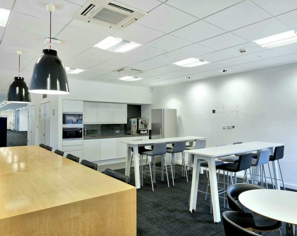 Additional image 6 of 90 Hills Road, Cambridge, CB2 1LQ