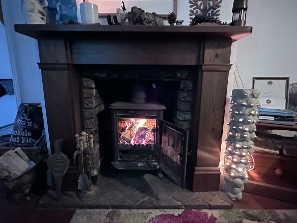 Additional image 20 of Watts Lane, Eastbourne