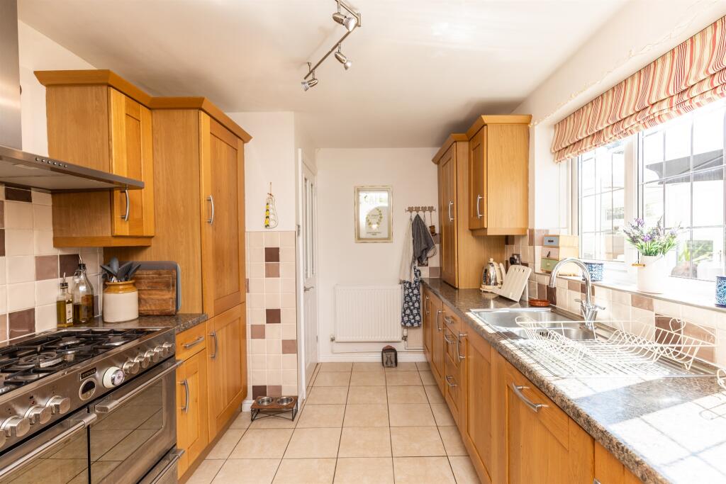 Additional image 27 of Ffordd Dinefwr, Creigiau, Cardiff