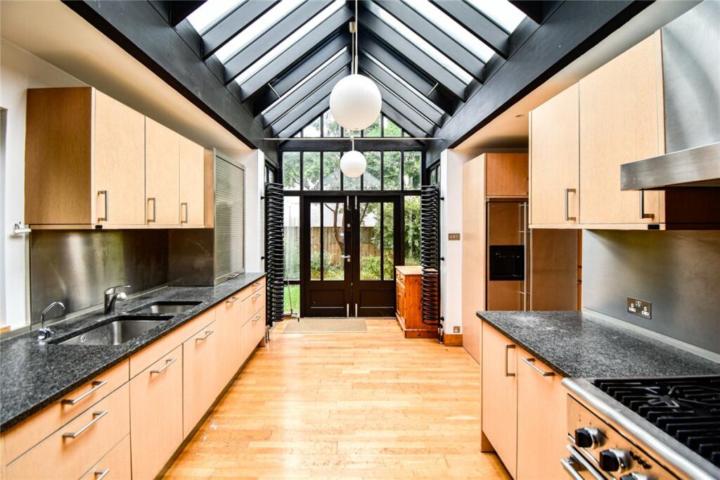 Hills Road, Cambridge, CB2