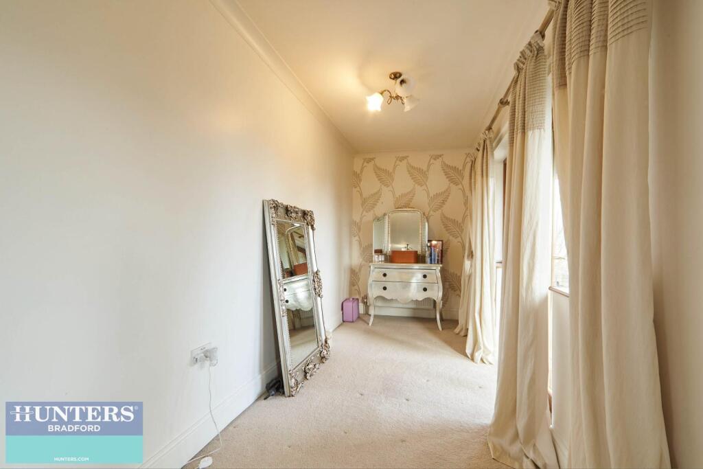 Additional image 19 of Stonelea, Whinney Hill, Bradford, BD4 8LU