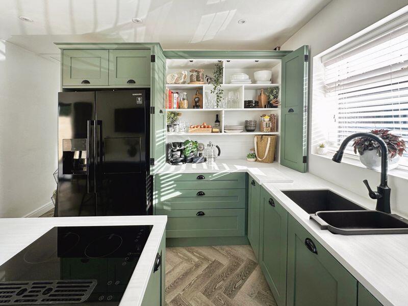 Additional image 18 of Holden Avenue, Bury