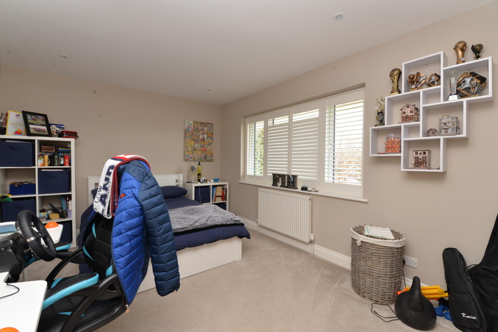 Additional image 17 of Barrs Wood Road, New Milton, Hampshire, BH25
