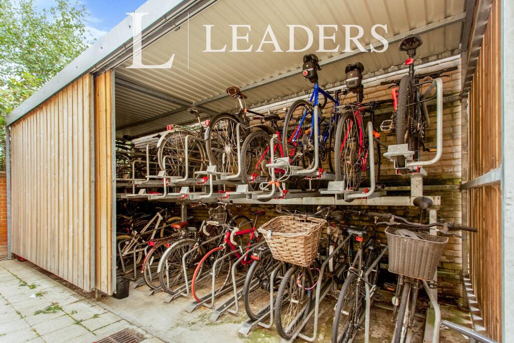 Additional image 12 of Great Northern Road