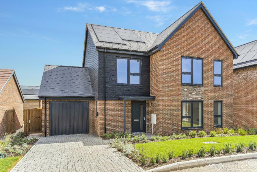 London Road,
Newport,
Essex,
CB11 3PN