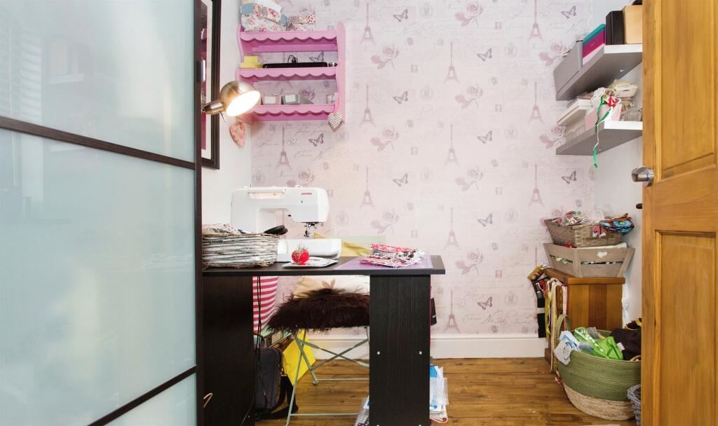 Additional image 13 of Usterdale Road, Saffron Walden