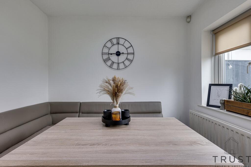 Additional image 8 of Links Avenue, Cleckheaton