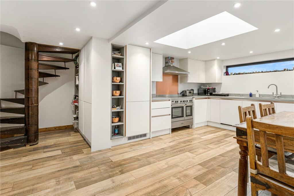 Additional image 3 of Wash Cottages, Thaxted Road, Debden, Nr Saffron Walden, Essex, CB11