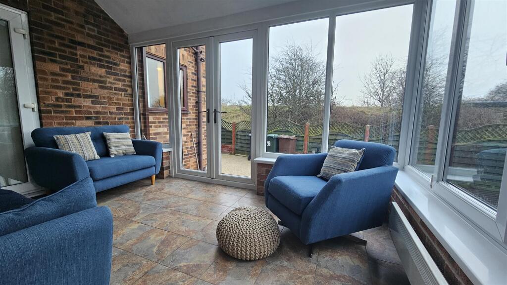 Additional image 5 of Meadowcroft Rise, Bradford 4