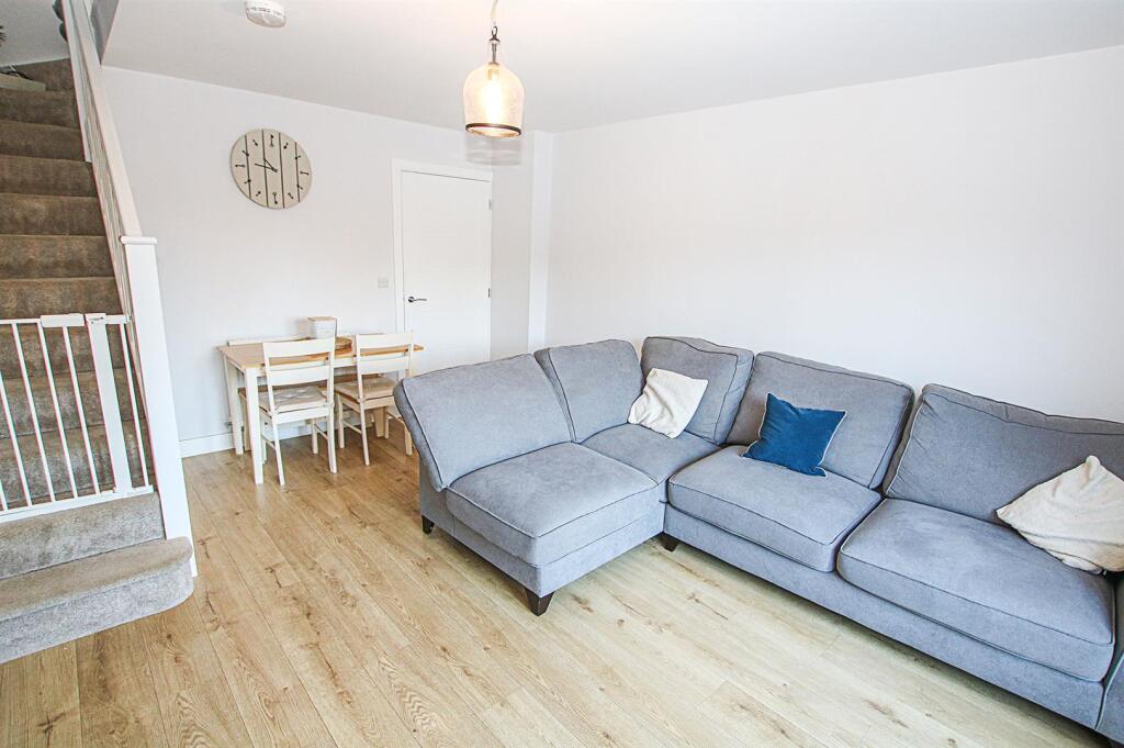 Additional image 4 of Valley Way, Newmarket