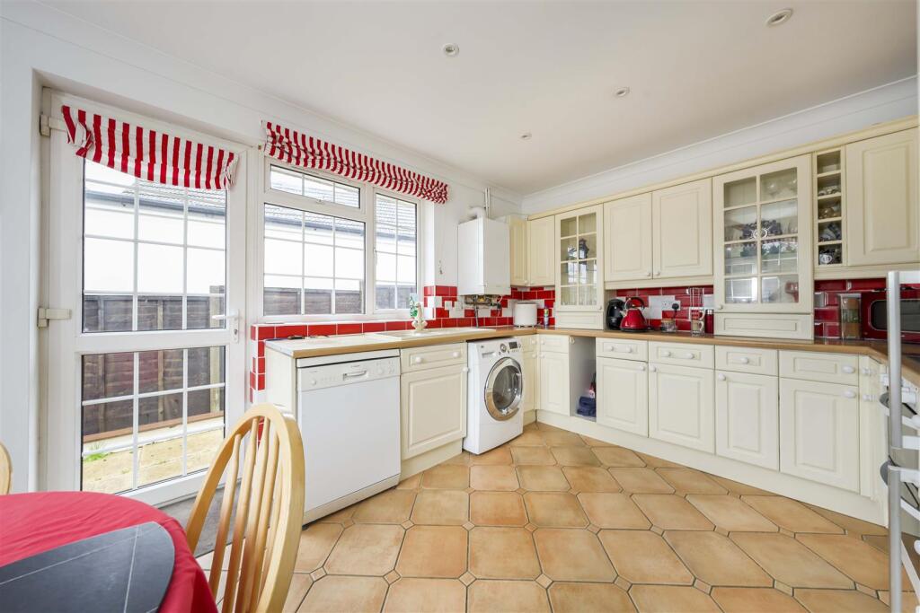 Additional image 4 of The Crescent, Bricket Wood, St. Albans