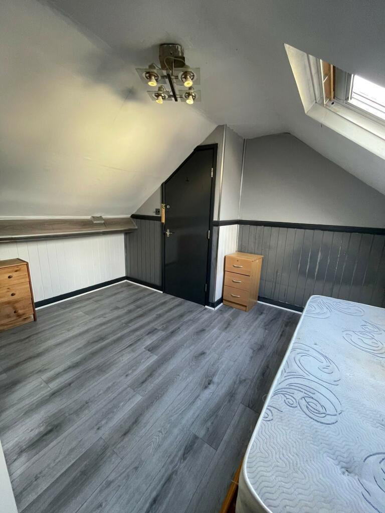 Additional image 10 of LLANTRISANT STREET