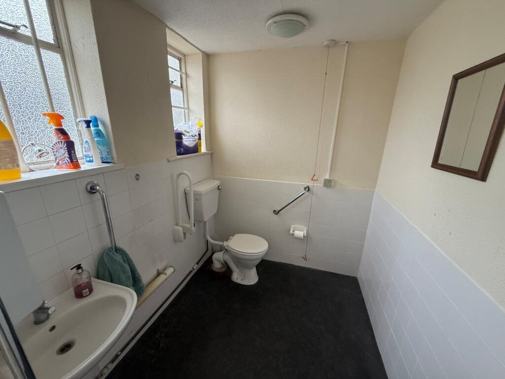 Additional image 8 of 7 St Johns Parade, Alinora Crescent, Worthing, West Sussex, BN12