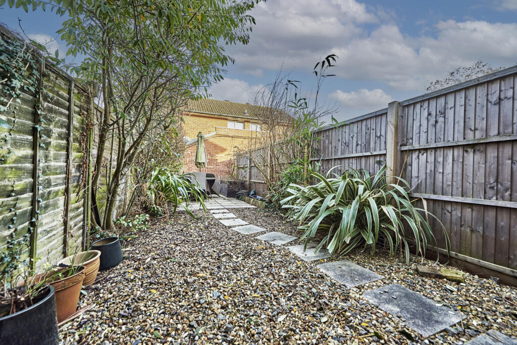 Additional image 11 of The Leys, St. Albans, Hertfordshire, AL4