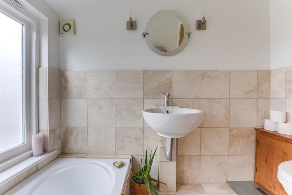 Additional image 11 of Walden Road, Hadstock, Cambridge