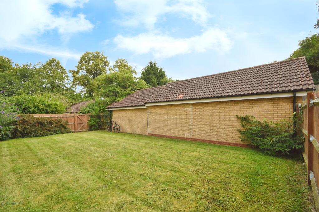 Additional image 12 of Horn Book, Saffron Walden