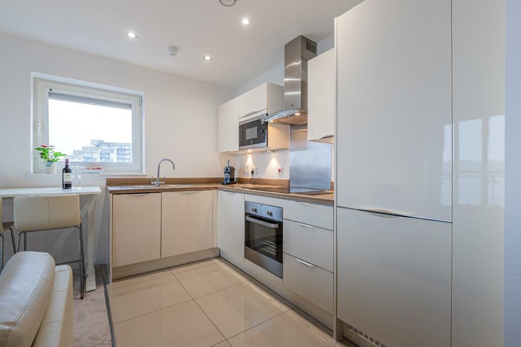 Additional image 6 of Ferry Court, Cardiff