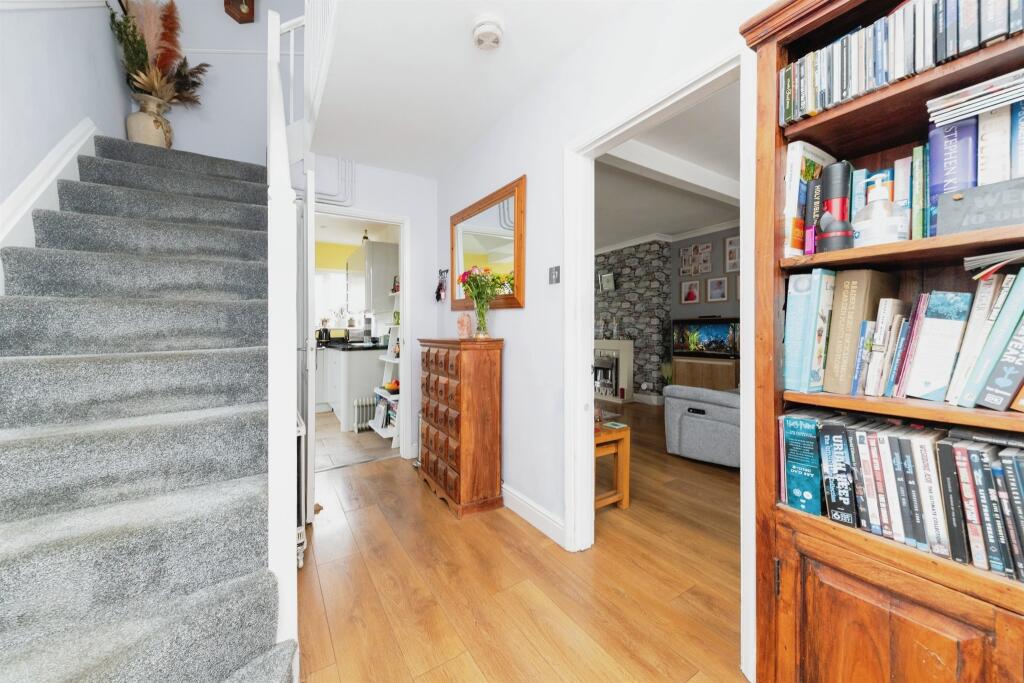 Additional image 8 of Cecil Crescent, Hatfield