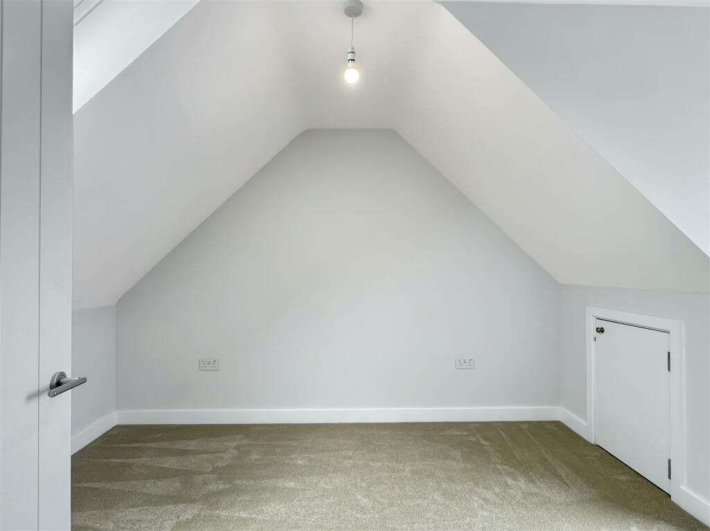 Additional image 19 of Green Court, Chesterton, Cambridge