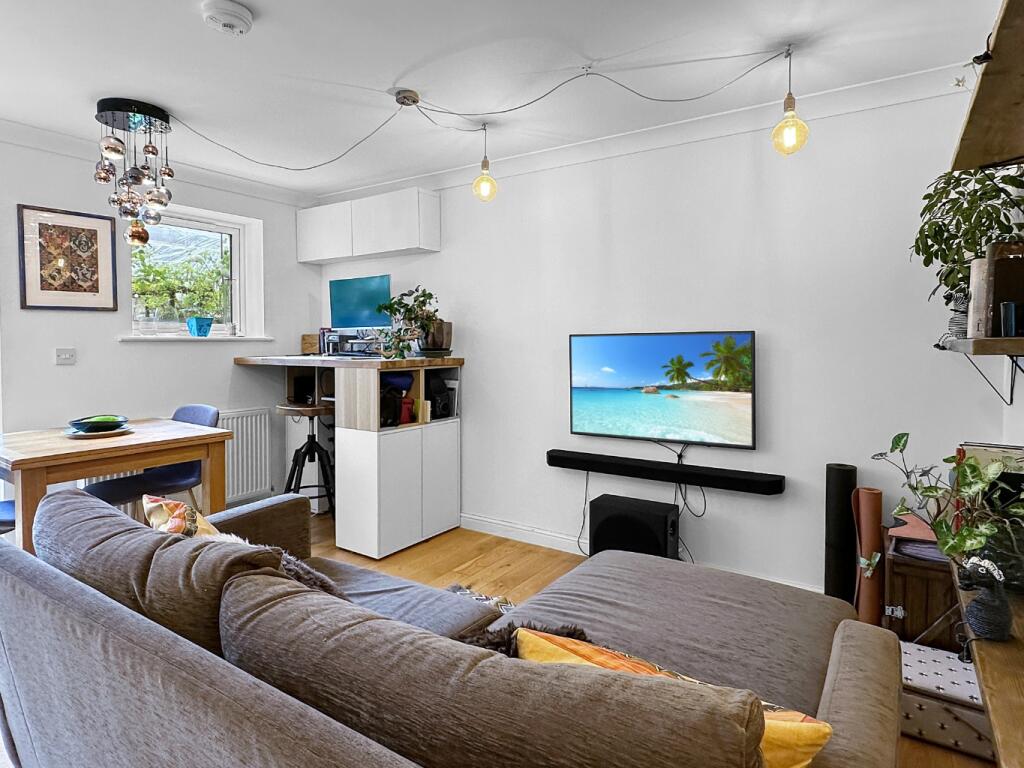 Additional image 5 of Ramsden Square, Cambridge