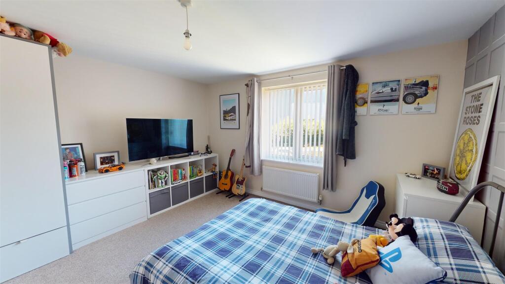 Additional image 7 of The Fairway, Bradford