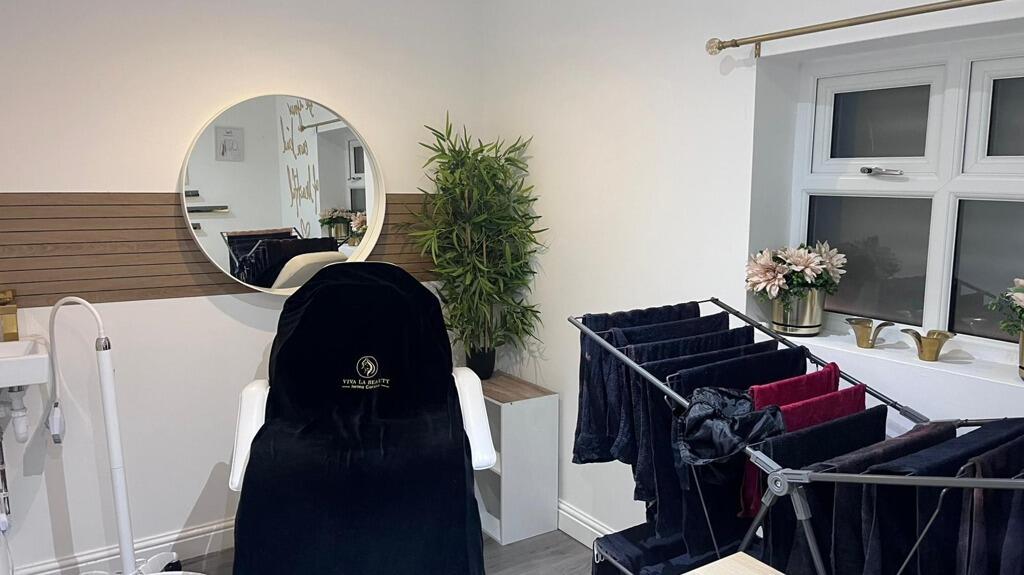 Additional image 13 of 806 Bury Road, Bolton, BL2 6PA