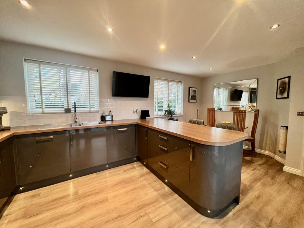 Additional image 3 of Woodpecker Way, Great Cambourne, Cambourne, CB23