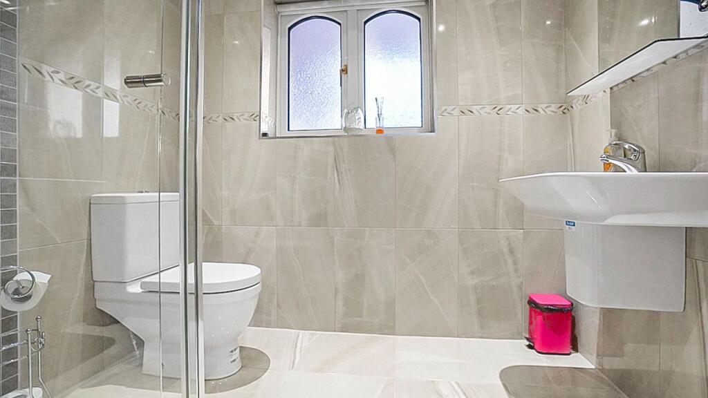 Additional image 24 of Monastery Drive, Solihull, B91 1DN