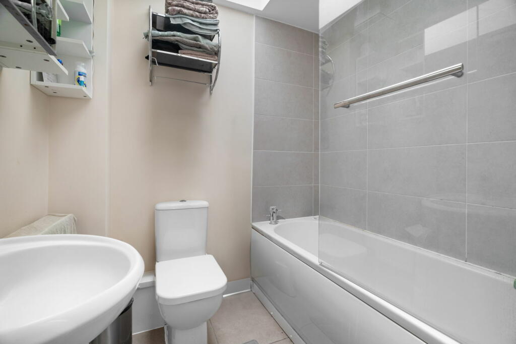 Additional image 9 of Trinity Way, Papworth Everard, Cambridge