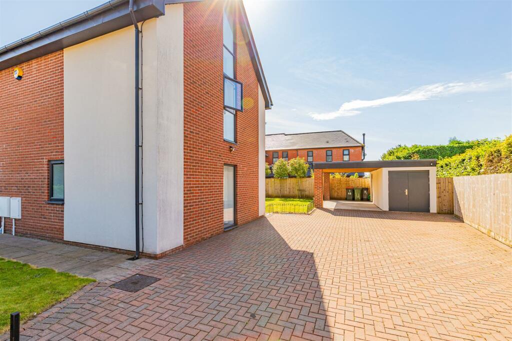 Additional image 27 of Church Road, Lisvane, Cardiff