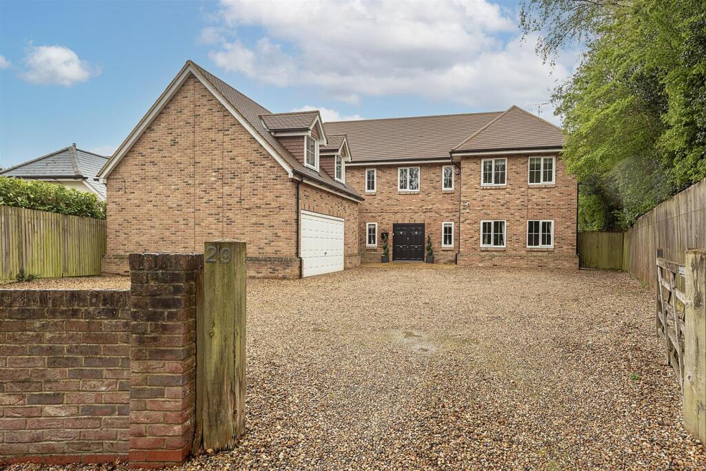 Additional image 12 of Blackmore Way, Wheathampstead