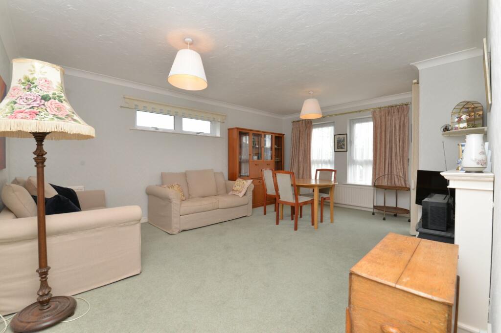 Additional image 4 of Heather Lodge, Whitefield Road, New Milton, Hampshire, BH25