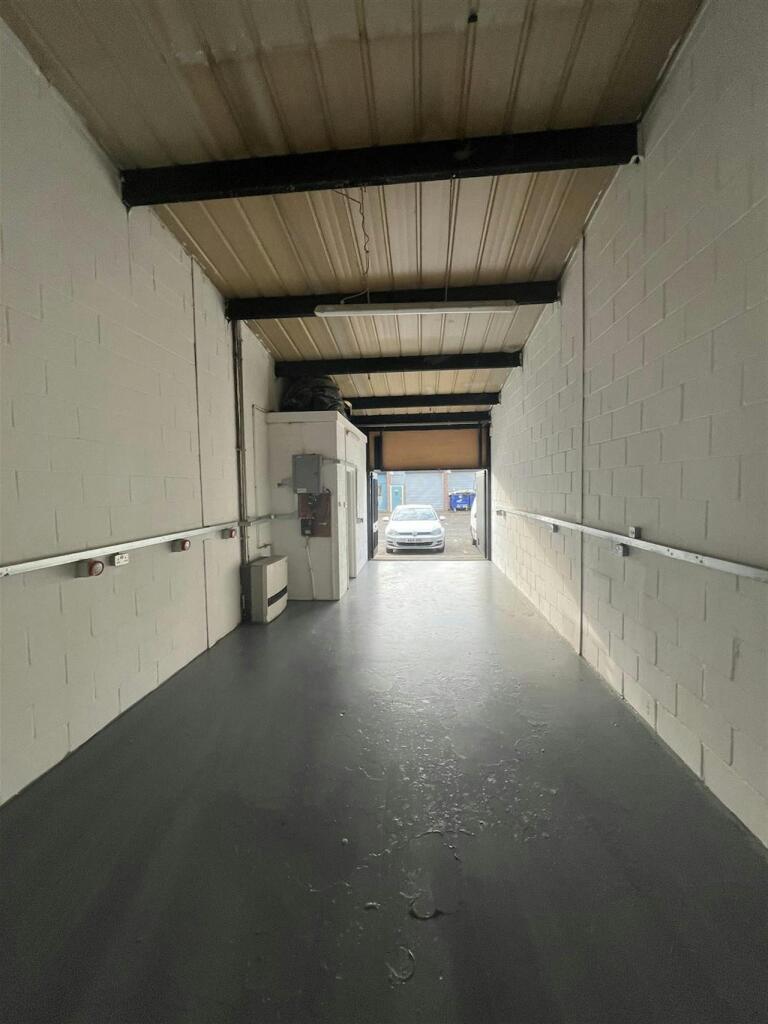 Additional image 6 of 12 Fiddlebridge Industrial Centre, Lemsford Road, Hatfield, AL10 0DE