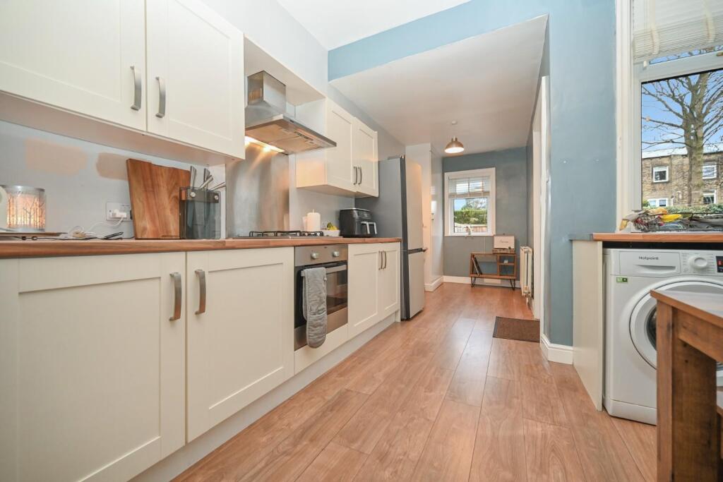 Additional image 3 of Ashgrove, Greengates, Bradford