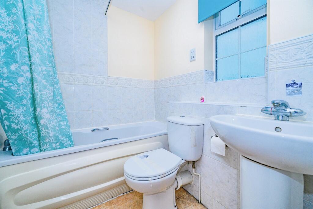 Additional image 16 of Errington Close, Hatfield