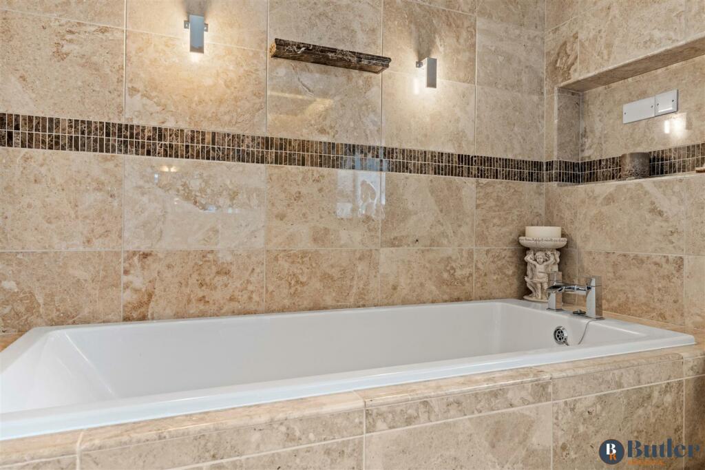 Additional image 54 of Meadow Green End, Green End, Landbeach