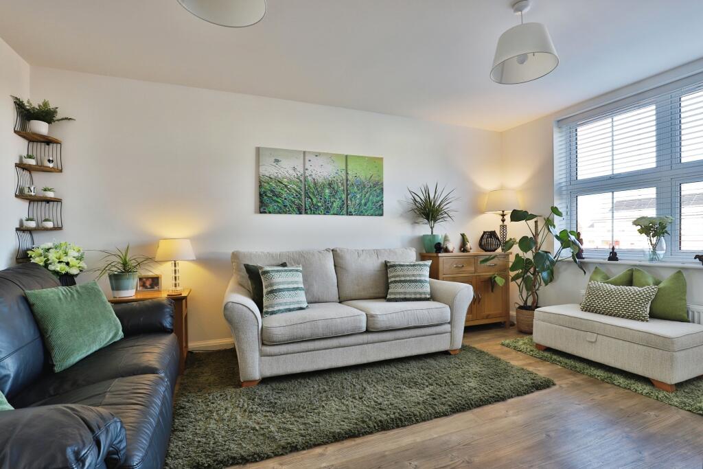 Additional image 5 of Edmund Crescent, BEARWOOD, Bournemouth, Dorset, BH11