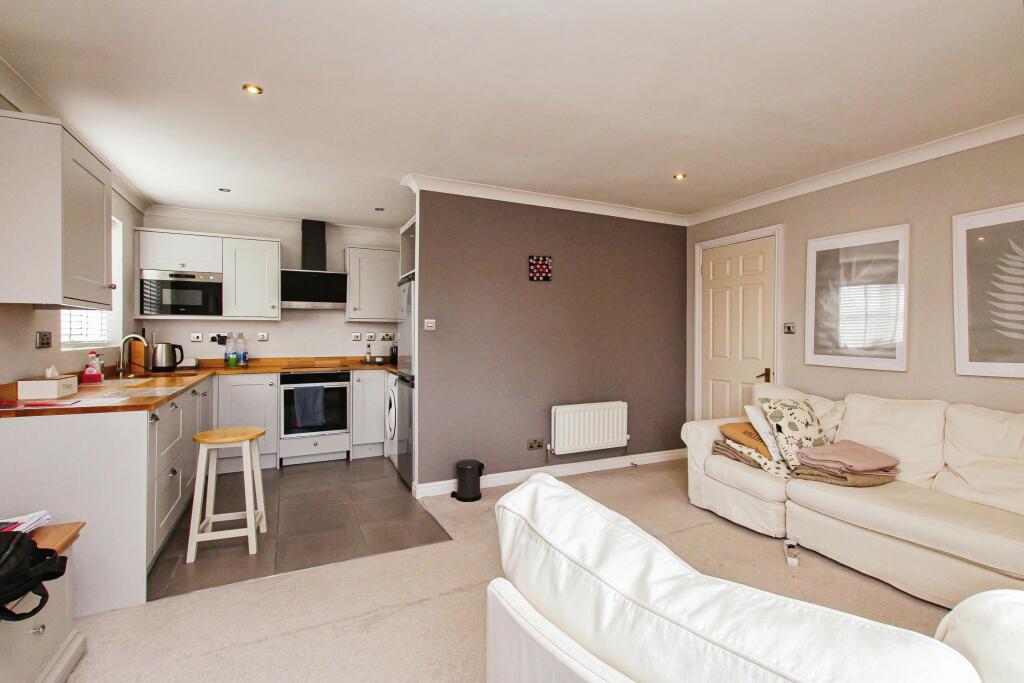 Additional image 3 of Humphries Way, Milton, Cambridge, Cambridgeshire, CB24