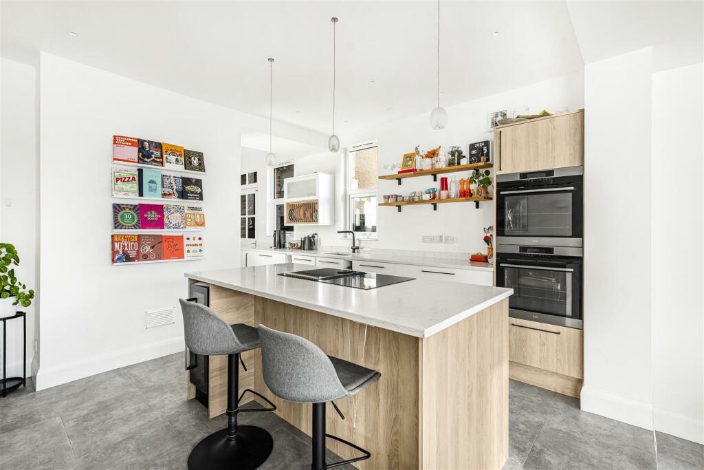 Additional image 8 of Cardigan Street, Newmarket