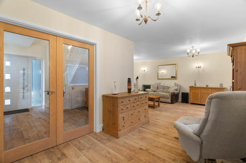 Additional image 4 of King Street, Rampton