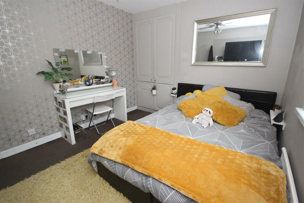 Additional image 11 of Bishops Close, Whitchurch