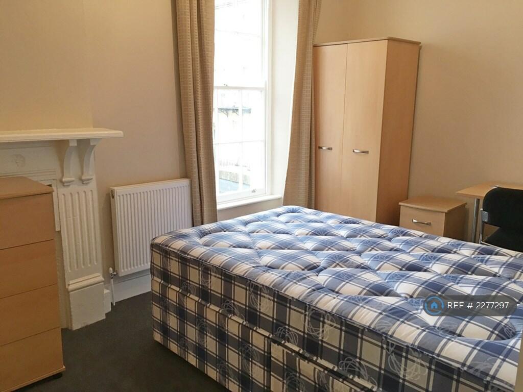 Additional image 11 of Royal York Crescent, Bristol, BS8