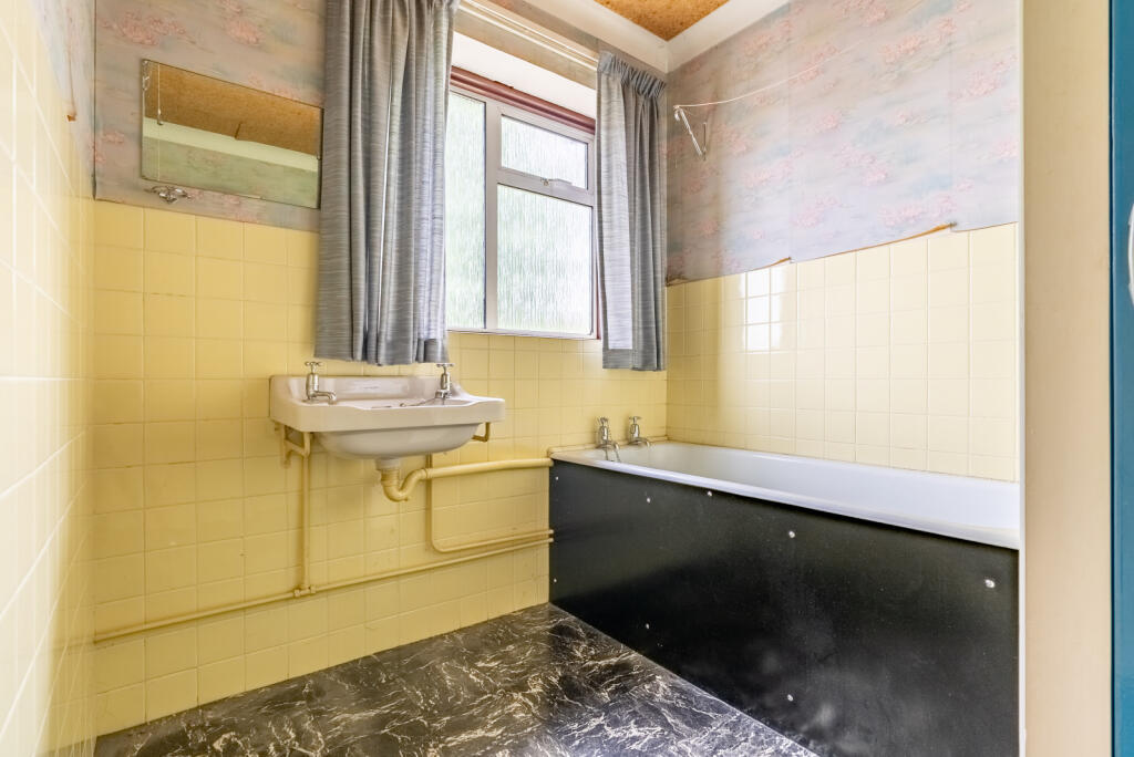 Additional image 9 of Barnfield Road, St. Albans, Hertfordshire, AL4