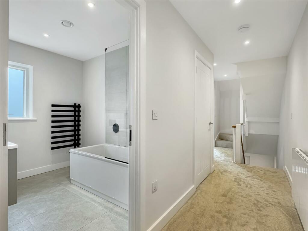 Additional image 15 of Green Court, Chesterton, Cambridge