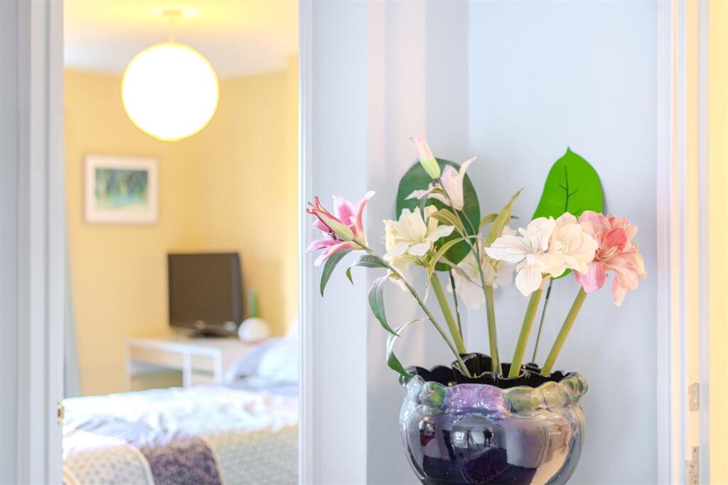 Additional image 34 of Fremantle Square, Cotham, Bristol, BS6