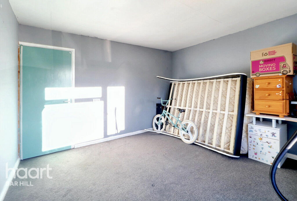 Additional image 5 of Queen's Close, Over