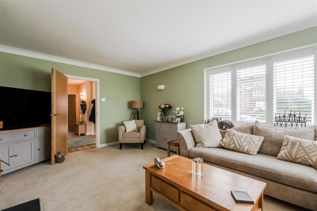 Additional image 20 of Worlds End Lane, Green Street Green